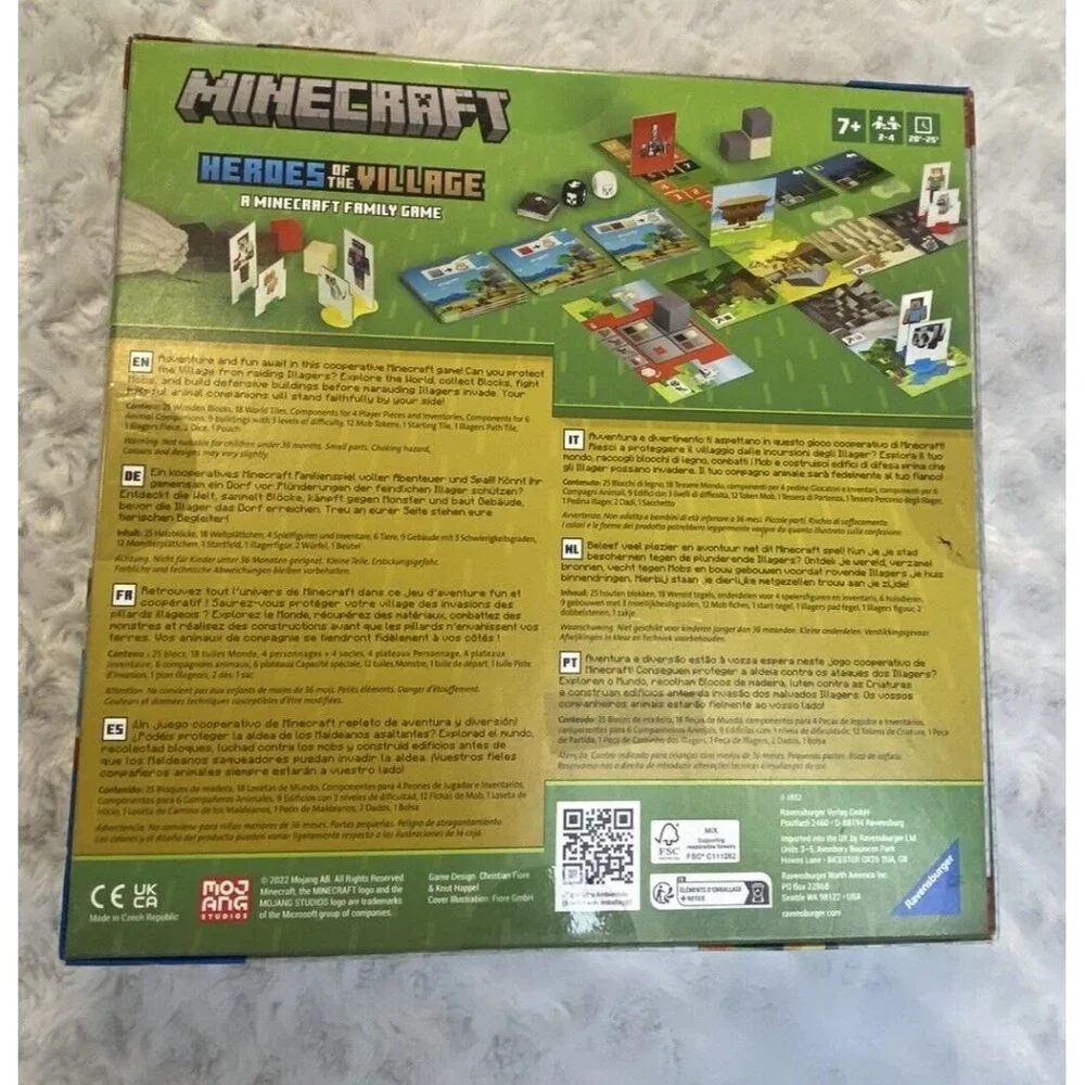 Minecraft - Heroes Of The Village Family Board Game by Ravensburger Brand New